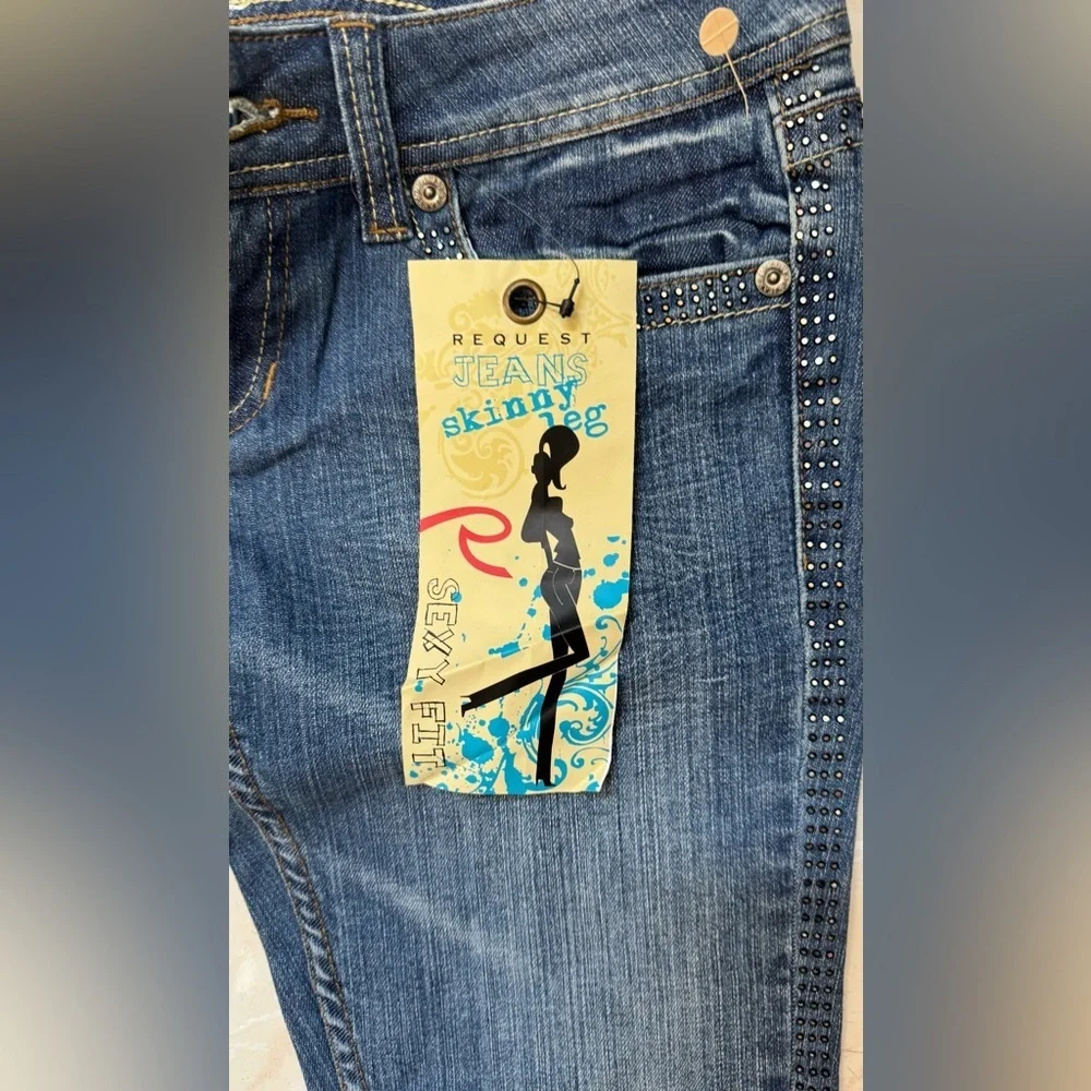 Vintage Request Jeans Women's Size 29 sexy & shiny new